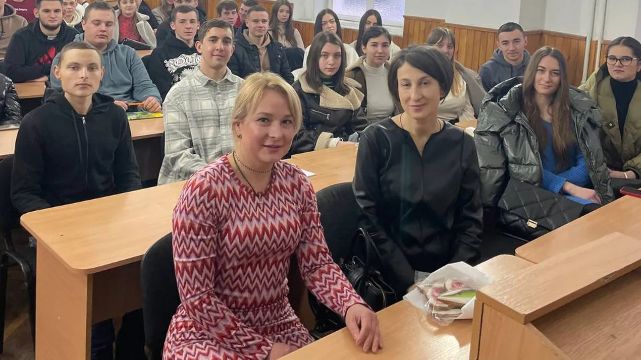 Не бійтеся зробити великий крок – ви не зможете перетнути прірву двома маленькими стрибками