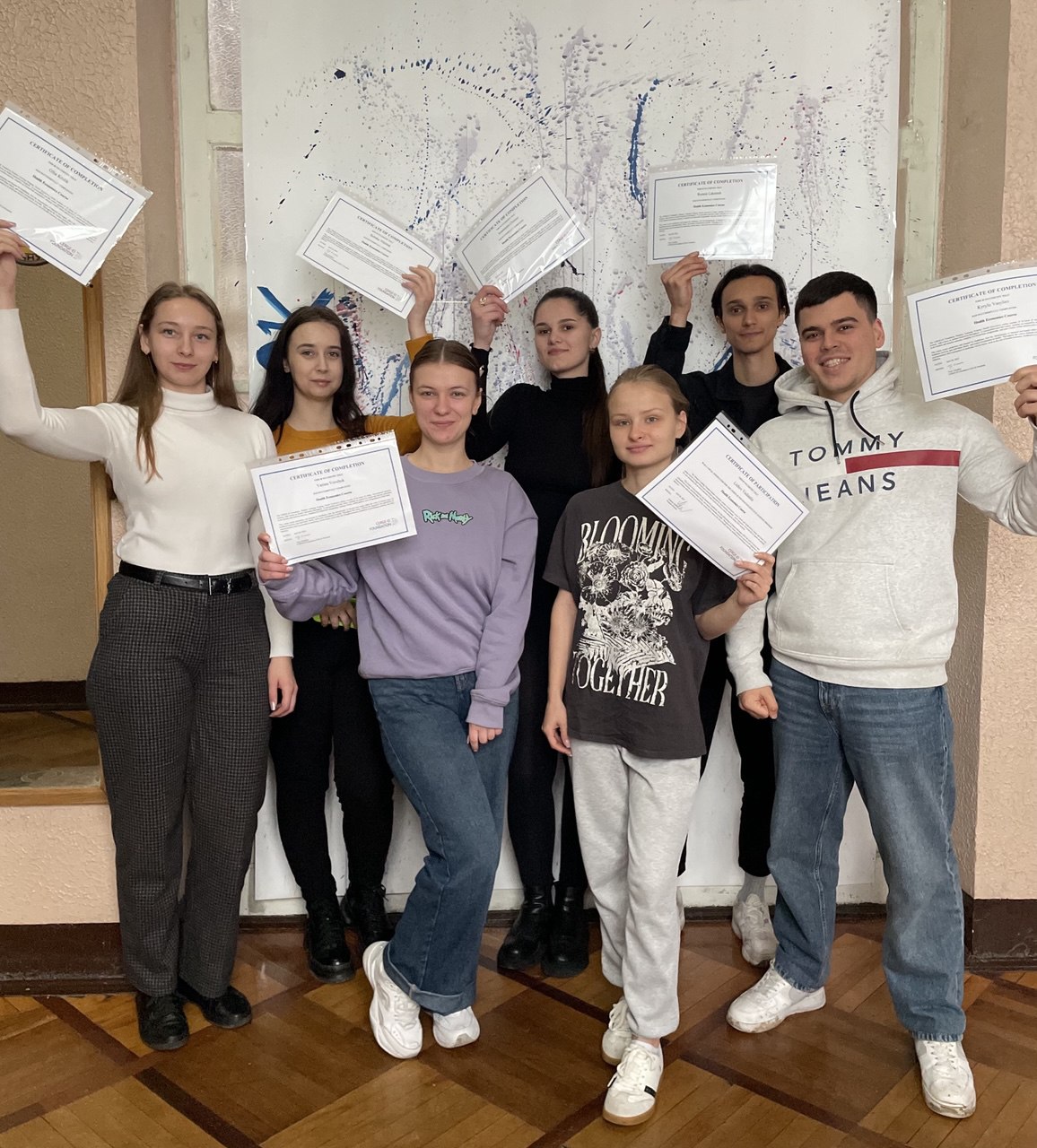 Студенти кафедри бізнесу та управління персоналом успішно завершили міжнародний курс з Health Economics від фундації CERGE-EI