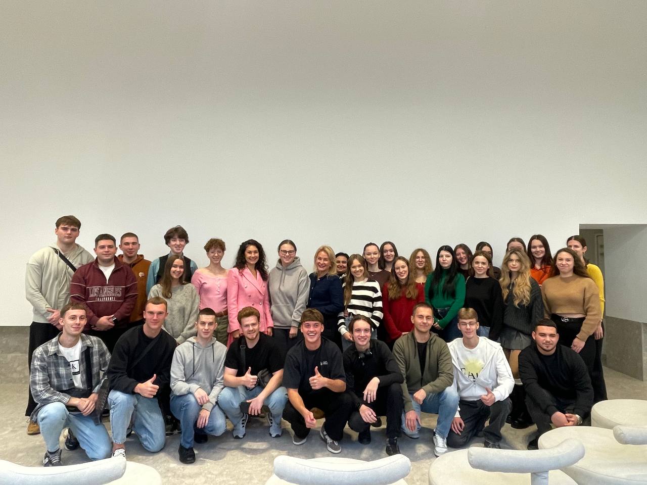 Відбулася гостьова бінарна лекція з гендерної економіки для студентів кафедри бізнесу та управління персоналом.